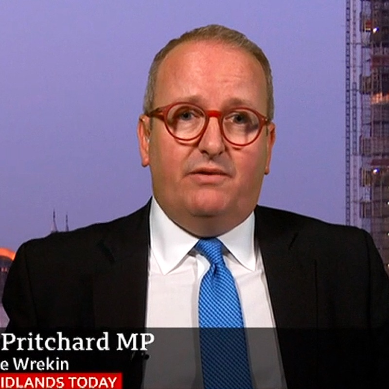 WritesBright's tweet photo. 🔴 NEW 🔴
A Tory MP has taken a second job with an energy firm worth £46,000 (for 18 days of work a year)... In the middle of an energy-driven cost of living crisis