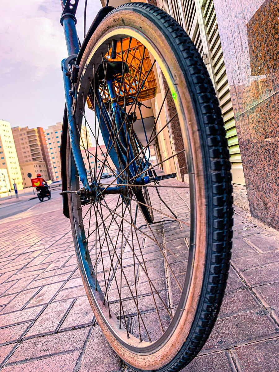 skateweaver_'s tweet photo. 📍 Al Nahda 2 Dubai 🇦🇪
📸 Picha @skateweaver_
#skateweaver #streetphotography #photography #traphotp https://t.co/mPMBewrjDa
