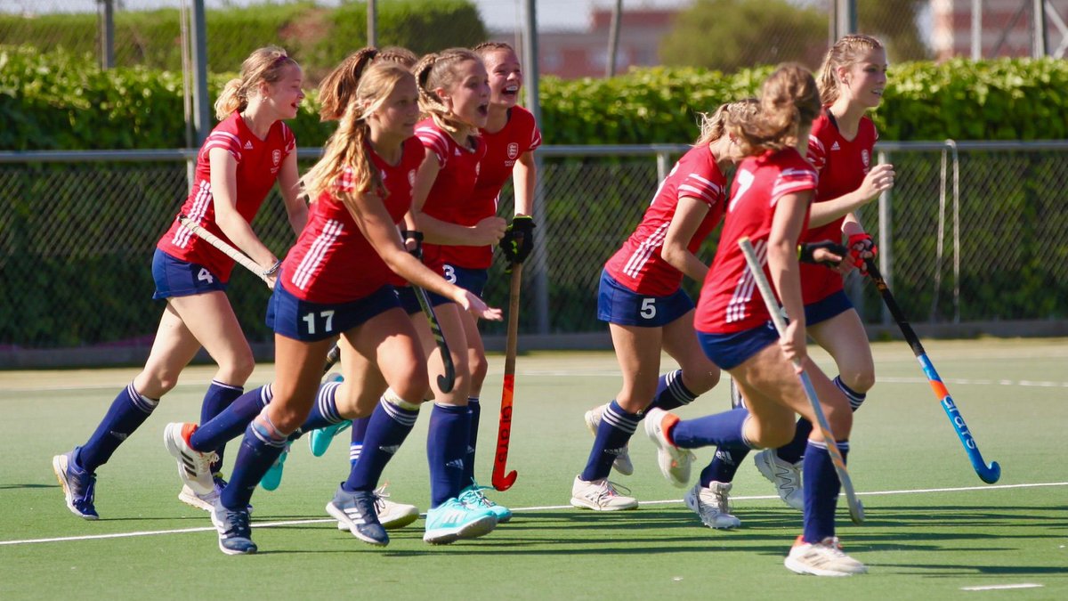 EnglandHockey's tweet photo. England's Under 16s &amp; Under 18s boys and girls have played the final games in their 8 Nations events in Spain and Germany 🏑🏴󠁧󠁢󠁥󠁮󠁧󠁿

Find out how they fared: https://t.co/1gqjvmxToC https://t.co/bbLoPDFZy8