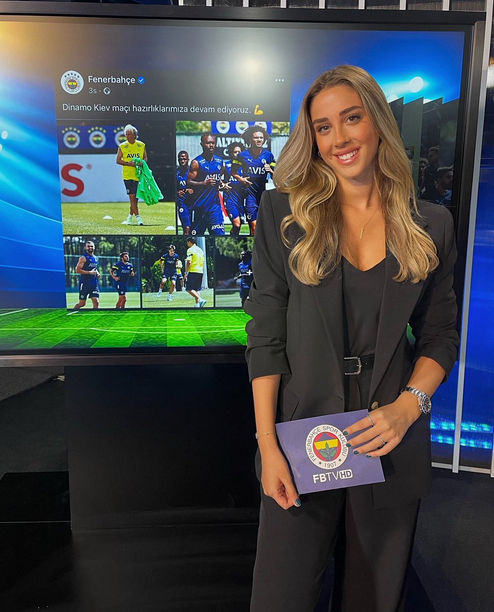 Kulübümüzün ve sporcularımızın sosyal medya paylaşımları bu programda...
Derin Uçar’ın sunumuyla ‘Sosyal Medya Günlüğü’ hafta içi her gün saat 18.45'te FBTV’de.