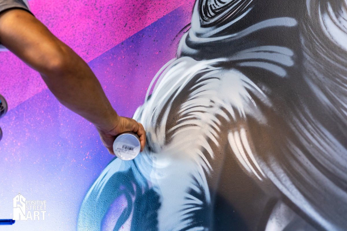 PoStreetArt's tweet photo. The weekend work continued yesterday at California Burritos Amherst while we sprayed some more detail into our characters and backgrounds!
πΈ Chris Boncoddo
#spraypaint #urbanart #murals #streetart #positiveart #restaurants #californiaburritos #themedmurals #cantinflas #movies https://t.co/eywIZz0EYt