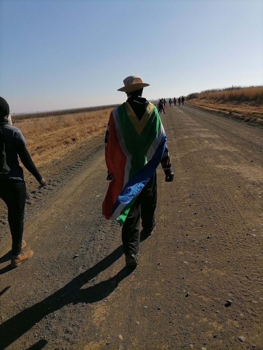 ElandskopMuseum's tweet photo. Our team celebrated Nelson Mandela Day with a 67km walk!
#nelsonmandeladay #NelsonMandela #67minutes #67kilometres #livingthelegacy #bethechange https://t.co/7Q8vReY6hF