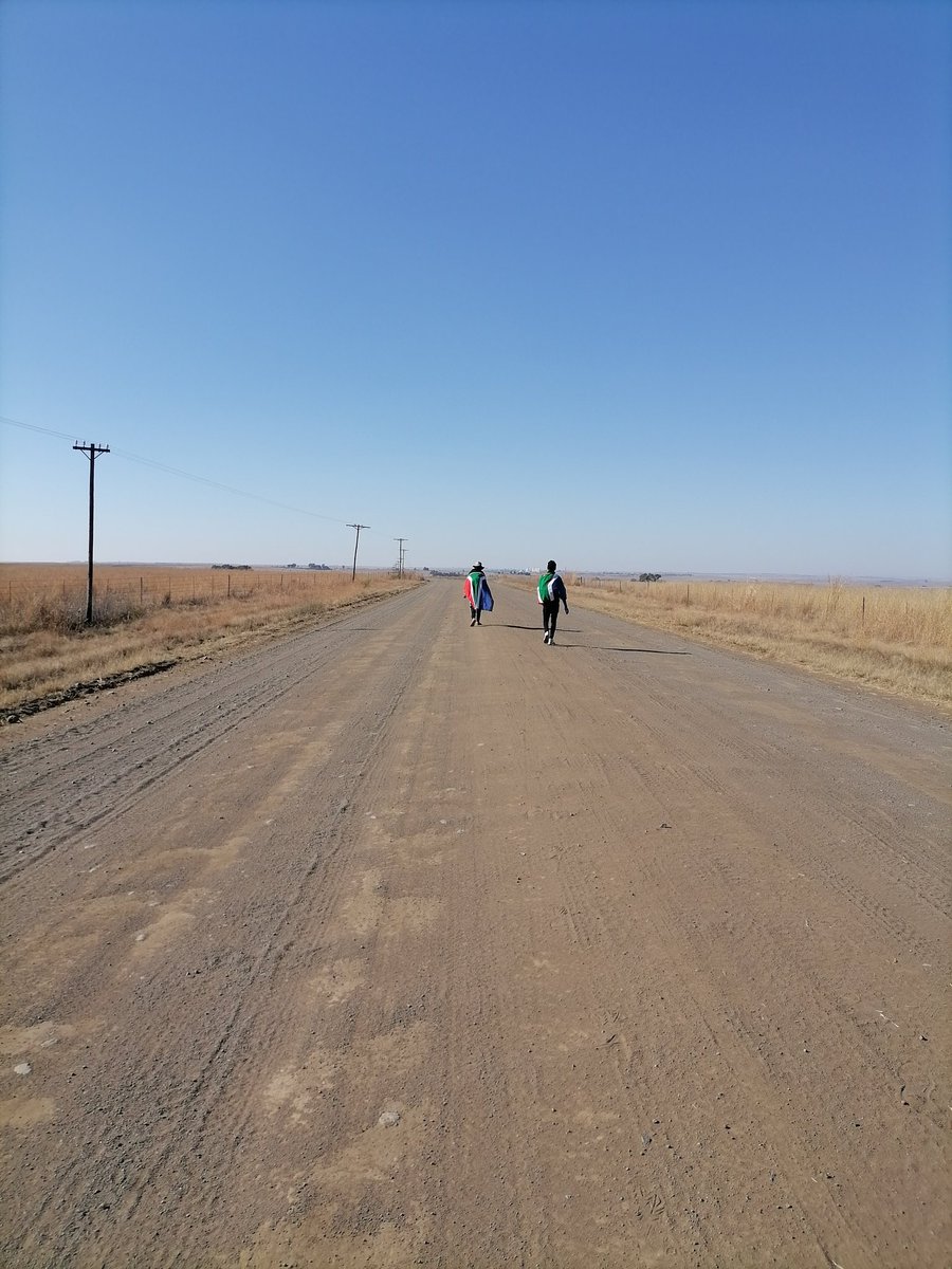 ElandskopMuseum's tweet photo. Our team celebrated Nelson Mandela Day with a 67km walk!
#nelsonmandeladay #NelsonMandela #67minutes #67kilometres #livingthelegacy #bethechange https://t.co/7Q8vReY6hF