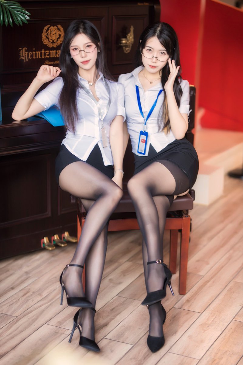 #涞觅不止丝滑

跟老婆的双人lo @DNlishi https://t.co/6n26SOWu8x