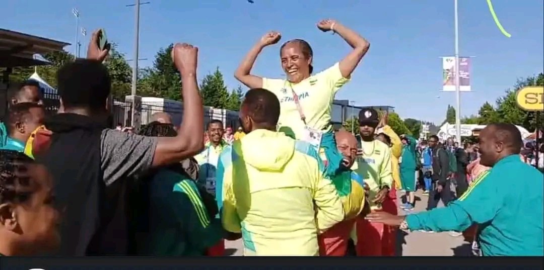 oromiavoices49's tweet photo. ደራርቱ 
💚💛❤️ https://t.co/iXSRo8Jjqa