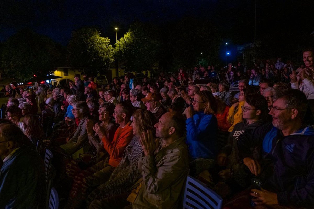 Deux soirées d’ouverture inoubliables, à Saint-Bonnet en Champsaur et à Tallard, avec le Vintage orchestra ! Merci au public venu nombreux et aux communes partenaires pour leur engagement !