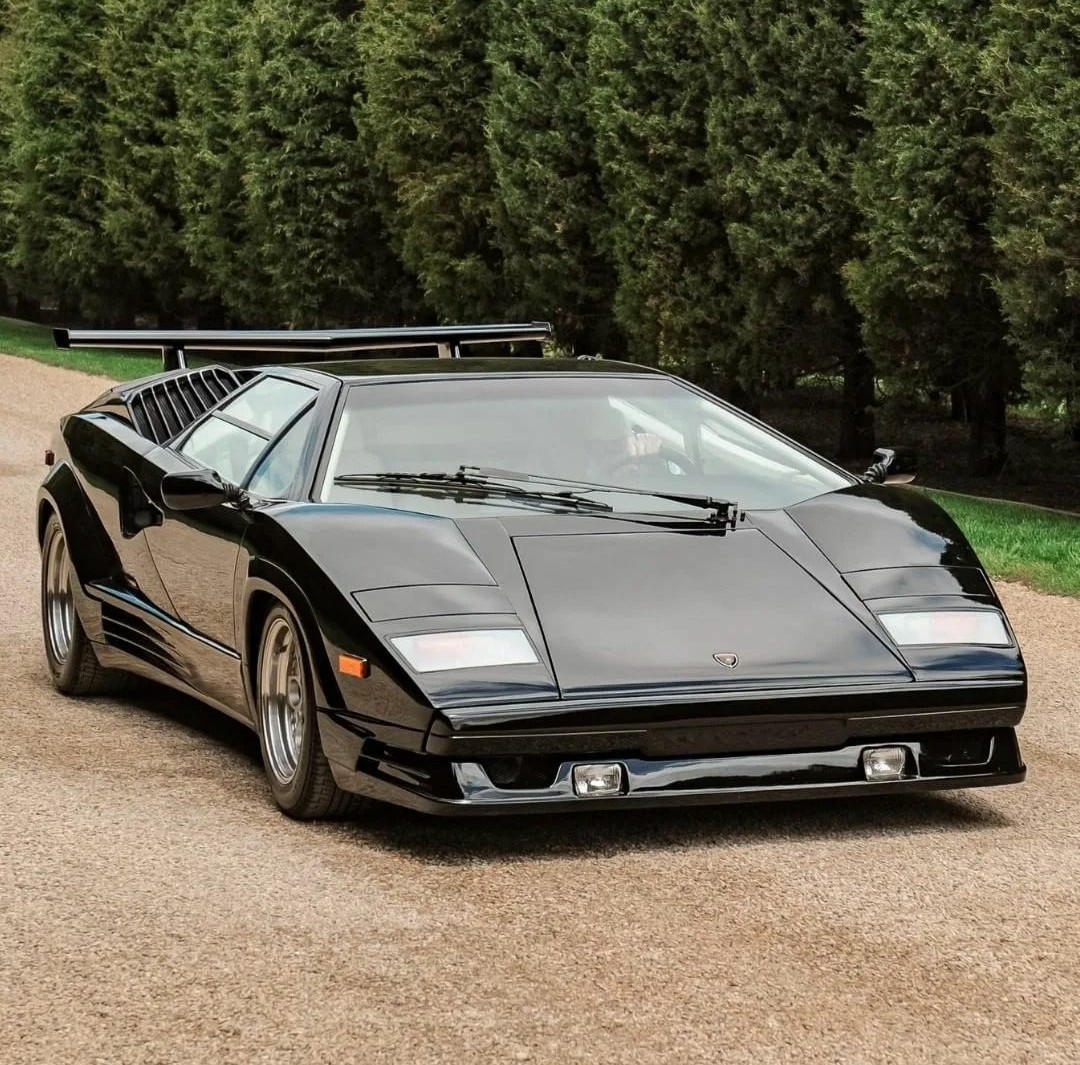 Lamborghini Club tweet media