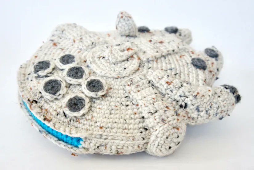 Crochet a Millennium Falcon Amigurumi: 👉 buff.ly/32u2oXA #crochet #amigurumi #starwars