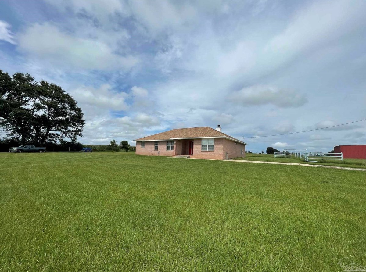 If you're looking for a 3 bed, 2 bath home with LOTS of land, then you need to 6700 Chestnut Road in Molino, Florida! To schedule your tour, please contact Lauren Schneider at 850-516-1993.