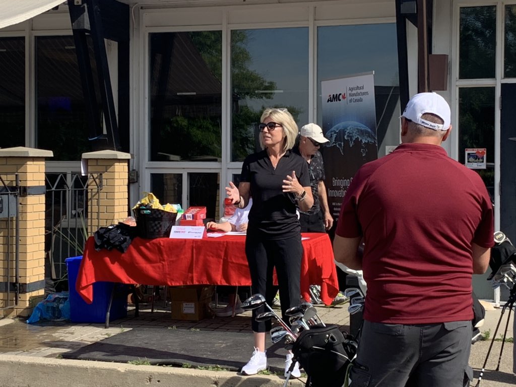 AMCshortlinecda's tweet photo. It’s a beautiful day at Holiday Park Golf Course in Saskatoon for the first #AMCGolf Tournament in 2022! Thank you to sponsors @ThunderMkt @CloverdalePaint @Axalta @AonCanada @ThermexMetal! https://t.co/ZK9KiB18FE