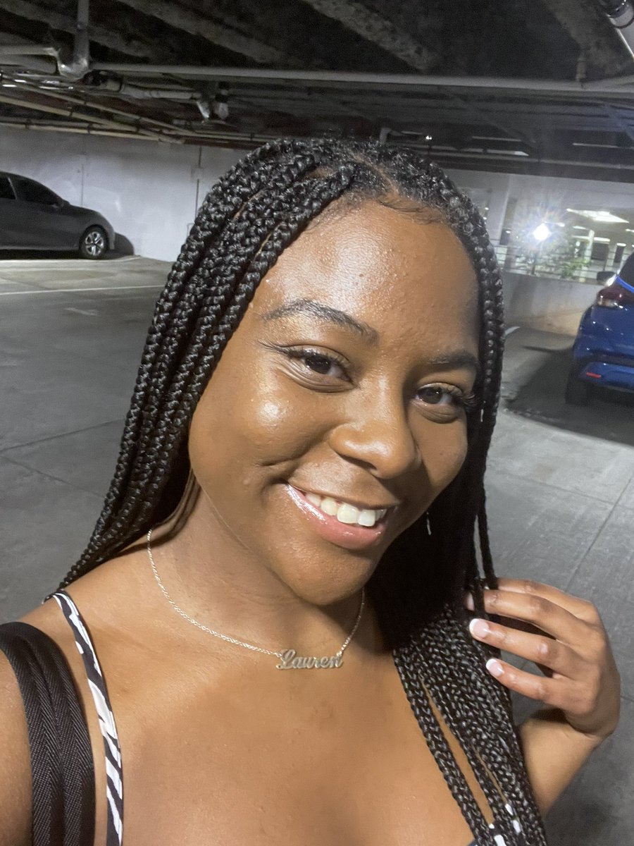 ellealexis01's tweet photo. #WhosWhoOfJSU 
-Lauren Temple✨
-Class of ‘24
-Slidell, Louisiana 
-Biology Pre-Med
-Alpha Woman💗💚
-SGA Executive Secretary
-Blue Streak Vice President 💙
-Welcome Week Leader
-Service Ambassador 👩🏾‍💼
-and so much more!

Can’t wait to see you all in the Fall!😊 https://t.co/35YL0BqUu2