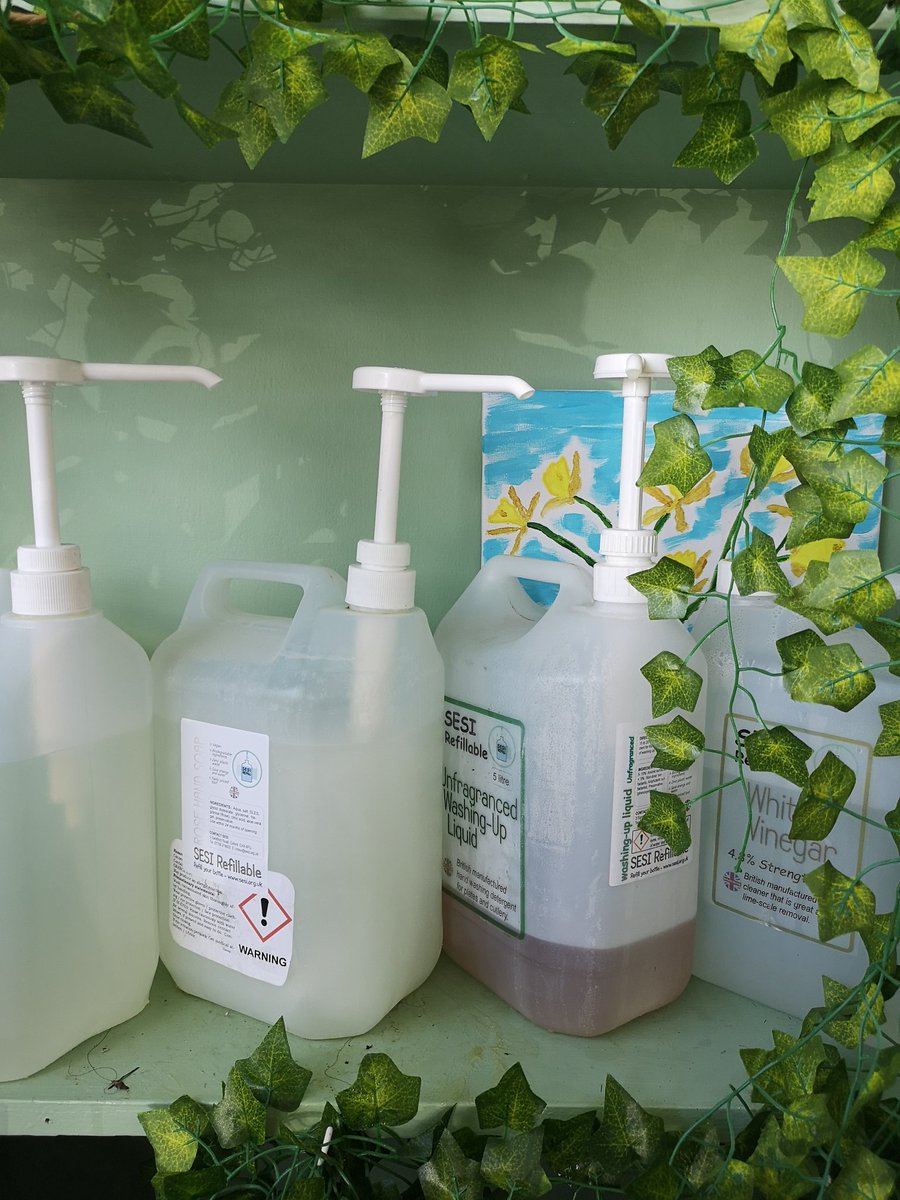 EmmausSuffolk's tweet photo. This #plasticfreejuly why not try out our @SESIOxford refillable eco cleaning products and toiletries?

Pop down to our Dales shop with your own containers and do your bit for the environment! All products are vegan and biodegradable 💚 https://t.co/QdFDhK13rH