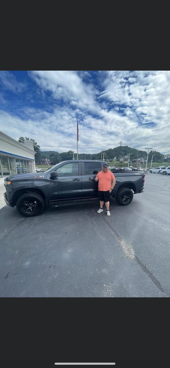 SageWebb12's tweet photo. A quick look at a few of the satisfied buyers from just last week🔥Come stop by Ramey Richlands &amp; be next! https://t.co/cRXJJNHd1C