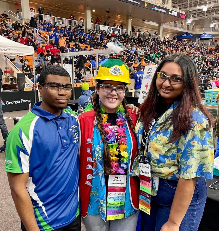 Graduating just changes the game -- it doesn't take you out of the game. Alumni continue as mentors, volunteers, and more. But they stay family.