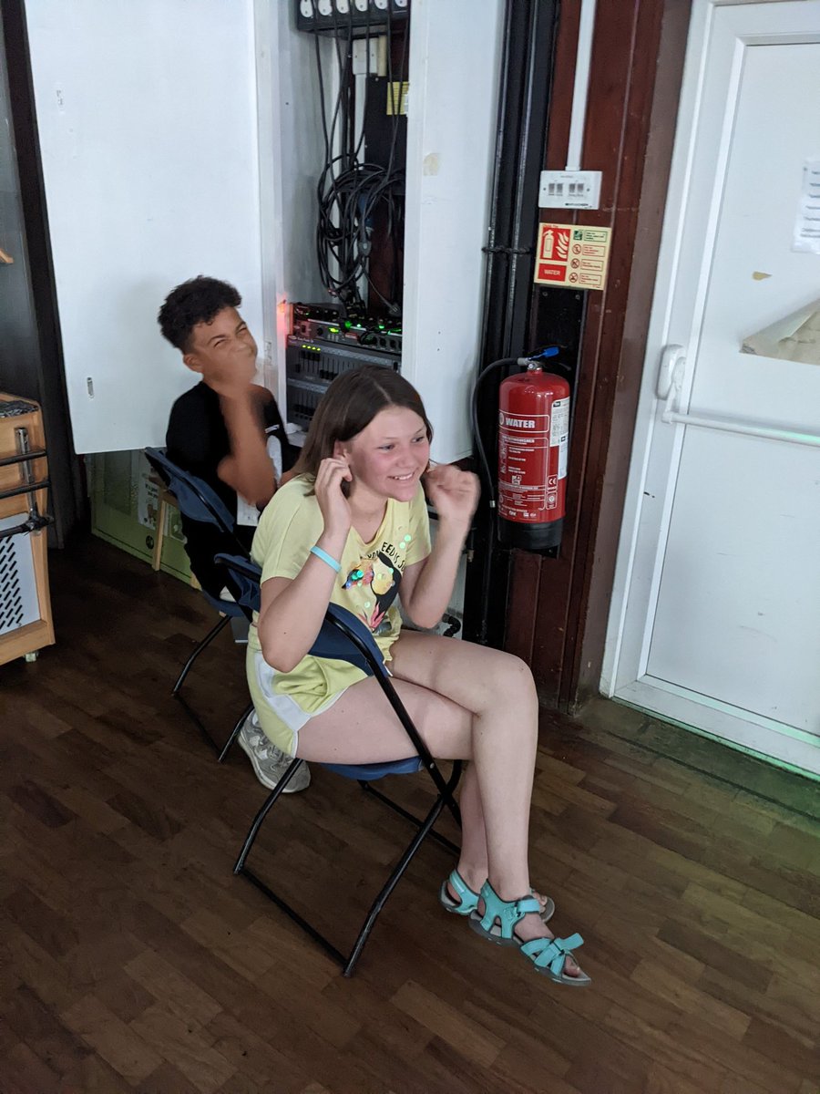 6S Ms Scotchbrook tweet media