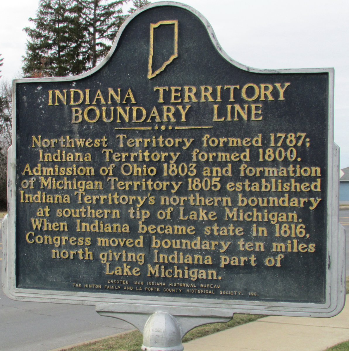 SenToddYoung's tweet photo. On July 13, 1787, Congress established boundary lines and a government for the Northwest Territory. In 1800, the Indiana Territory was formed, dividing the original Northwest Territory. This marker in La Porte recognizes the 1816 establishment of Indiana’s final boundaries lines. https://t.co/VtHUR7Gcmt