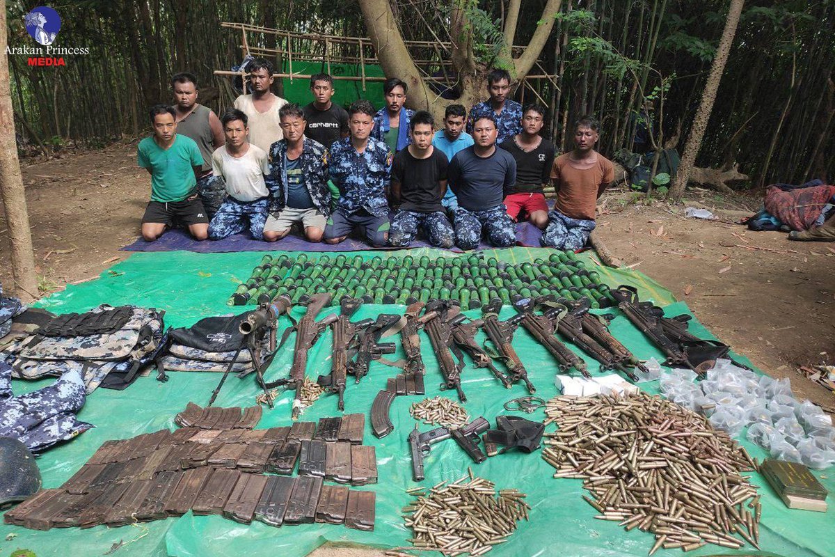 #Breaking Arakan Army confirmed local media they fought against junta’s troops in northern Rakhine’s Maungdaw Tsp, killing injuring many and catching 12 - warns residents to be cautioned the war may happen anytime anywhere - airstrike and heavy weapon mainly maybe used by junta.