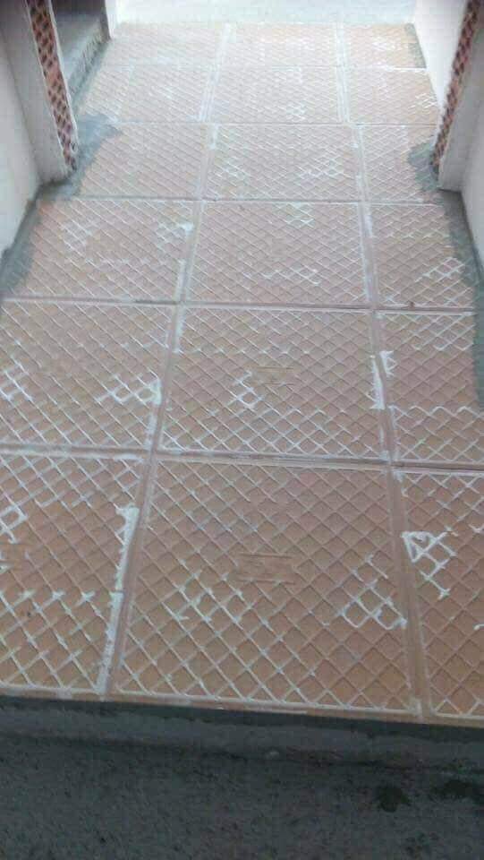 Le carrelage anti dérapant en céramique d’Italie🇮🇹🔥

Pour que la mama elle tombe pas🍝🤌

Vendu et posé par @LapeyreOfficiel💪👏👷‍♂️