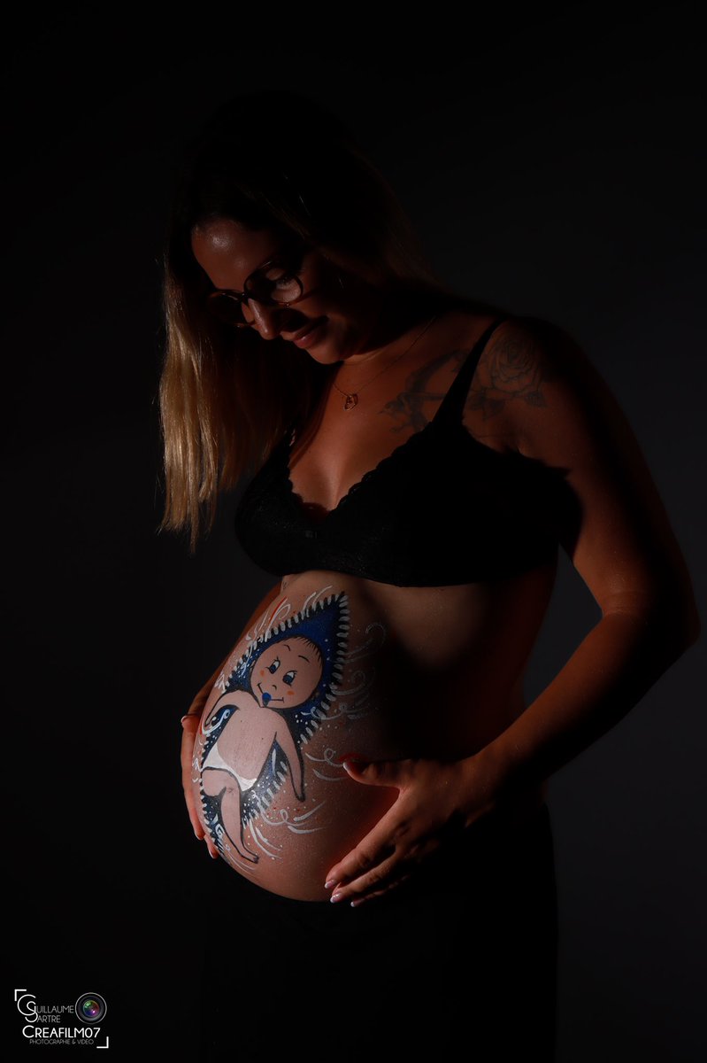 CREAFILM07's tweet photo. Séance Belly Painting en partenariat avec @alicia_praly_make_up_sfx pour le dessin sur le ventre de la future maman !
#ardeche #creafilm07 #futuremaman #bellypainting #maquillage #dessin #ventre #futurbebe #peinturesurventre #ventrearrondi #ventrerond #lepouzin https://t.co/6dokmSpSBP