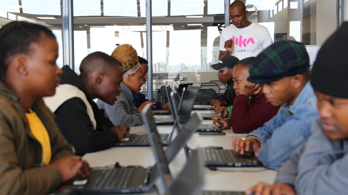 HelpThemMzansi's tweet photo. The fun we had with Noordgesig Library learners at Soweto was out of this world, having fun with kids learning to code, @codejika @Code4ChangeSA @jon_novotny #Code4Mandela #67MinutesOfCoding #MandelaDay #CodeJIKAMandela https://t.co/wSaouAk9Pf
