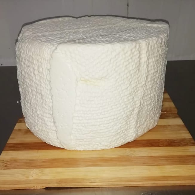 artisan_wurst's tweet photo. En ARTIWUR ® contamos con una gran variedad de productos. Embutidos, Quesos y Madurados todos con una excelente calidad y sabor. Pregunta por el de tu agrado y atrévete a probar nuevos sabores.
Para tu mayor comodidad contamos con servicio a domicilio 🏃‍♂️🛵🏃‍♂️🛵

#xochimilco https://t.co/mKsrt6mEDK