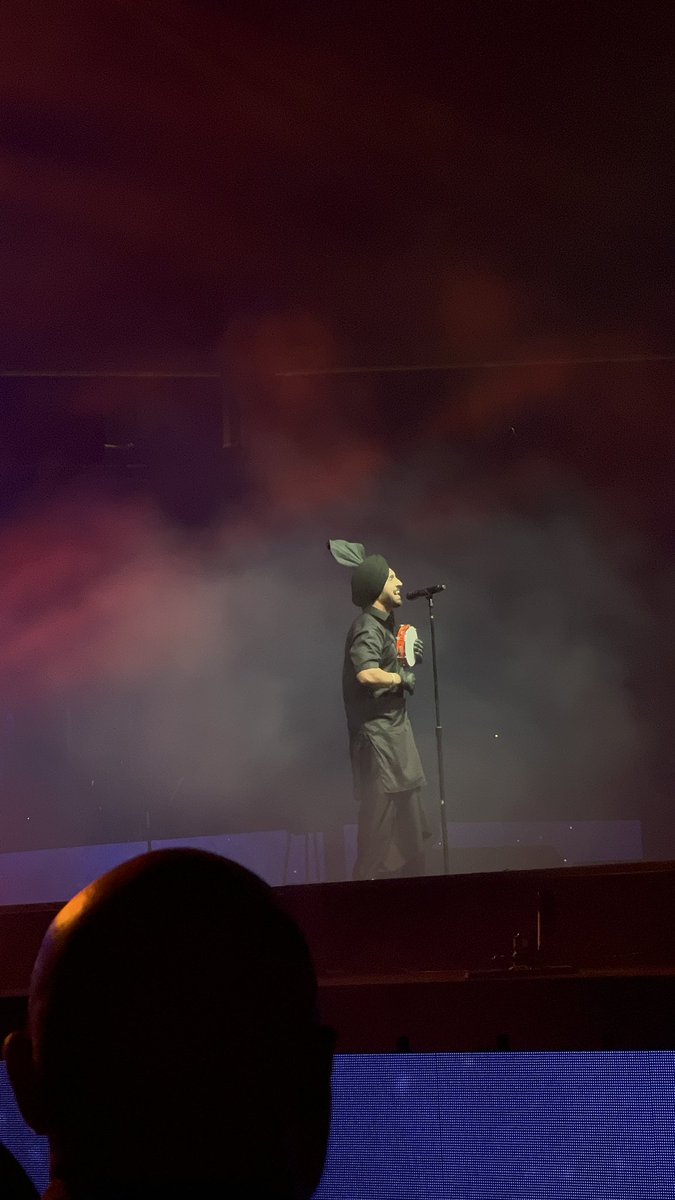 Suchetna_Vaid's tweet photo. Newark was LIT!!! Unforgettable night!!! Lubh juice Diljit jaaan❤️❤️❤️ @diljitdosanjh https://t.co/ckudURMJqm
