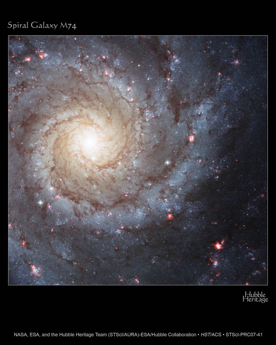 astropierre's tweet photo. Image 1 : la galaxie NGC 628 observée dans le domaine visible par Hubble

Image 2 : la même observée dans l'infrarouge par Sptzer

Image 3 : LA MEME OBSERVEE DANS L'INFRAROUGE PAR LE JAMES WEBB SPACE TELESCOPE NON MAIS REGARDE-MOI CA ! https://t.co/sAELJntIXs