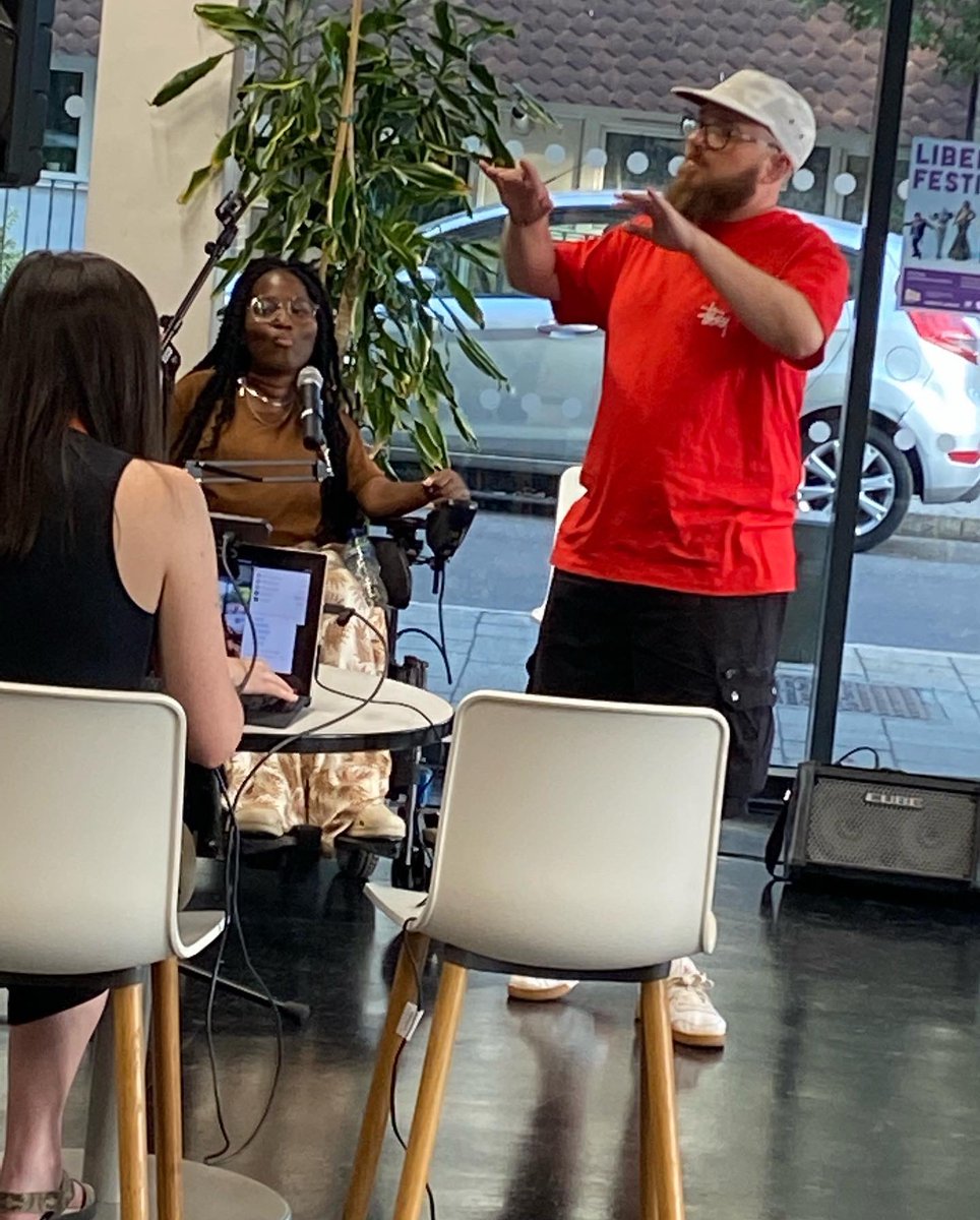 EmilyBrenchi's tweet image. 2/ So blessed to have this celebration of D/deaf + disabled art just round the corner from us! 🙏❤️ 
#CRIPticArts #WeAreLewisham #Lewisham #BoroughOfCulture2022
#Disability #DisabledArt #DisabledArtists #UKPoetry