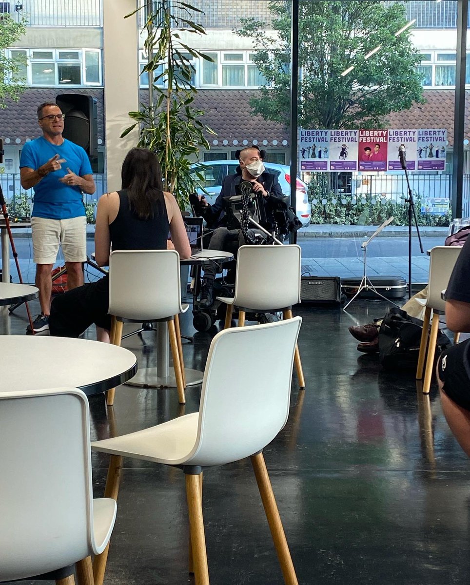 EmilyBrenchi's tweet image. 2/ So blessed to have this celebration of D/deaf + disabled art just round the corner from us! 🙏❤️ 
#CRIPticArts #WeAreLewisham #Lewisham #BoroughOfCulture2022
#Disability #DisabledArt #DisabledArtists #UKPoetry