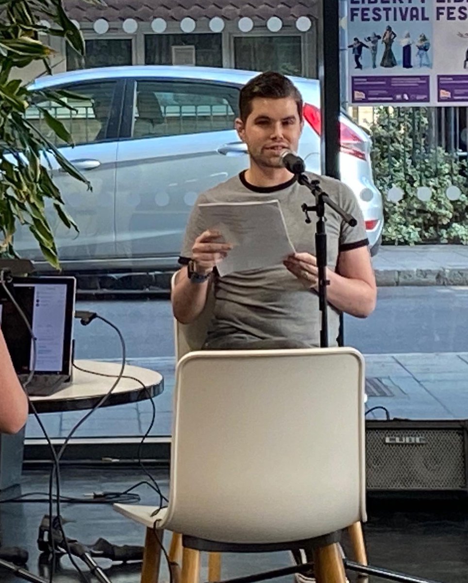 EmilyBrenchi's tweet image. 2/ So blessed to have this celebration of D/deaf + disabled art just round the corner from us! 🙏❤️ 
#CRIPticArts #WeAreLewisham #Lewisham #BoroughOfCulture2022
#Disability #DisabledArt #DisabledArtists #UKPoetry