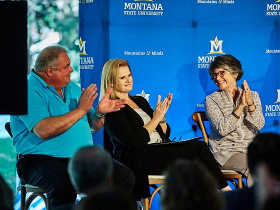 mpwfundraising's tweet photo. “We don’t go to the black-tie fundraisers — that’s just not us.” - Truckdriver-Turned Harvard MBA.
Learn how a donor turned down Harvard and gave $101M for nursing education instead: https://t.co/v86E2T2nZb https://t.co/lMEY4w7xCa