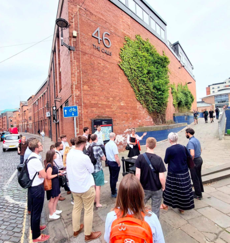 LeedsTours's tweet photo. So glad our outing with Forum for the Built Environment was *last* Tuesday.
The Centenary Bridge was put in 30 years ago to connect the old city centre to South Bank.
We're about to benefit from our 6th footbridge, just upstream from Leeds Bridge & leading to #AirePark. https://t.co/VwOMUvLKTY
