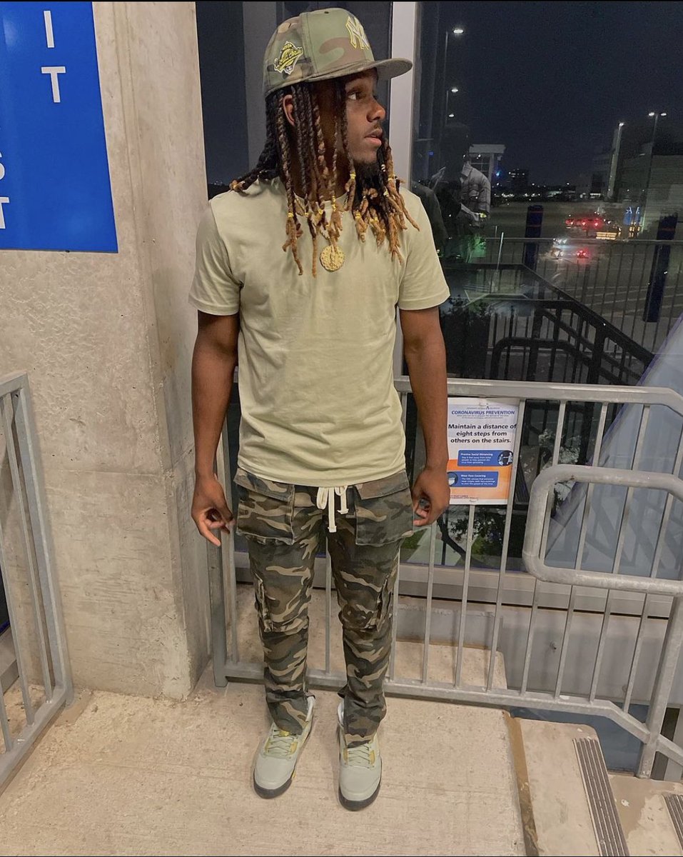 <a href="/UTA_BSA/">UTA BSA</a> #WhosWhoatUTA  
Devien davis AKA Devo
From Dallas Texas
Kinesiology Major
<a href="/UTA_BSA/">UTA BSA</a> Fundraising Chair
@UTASAAC Team Social Justice Leader