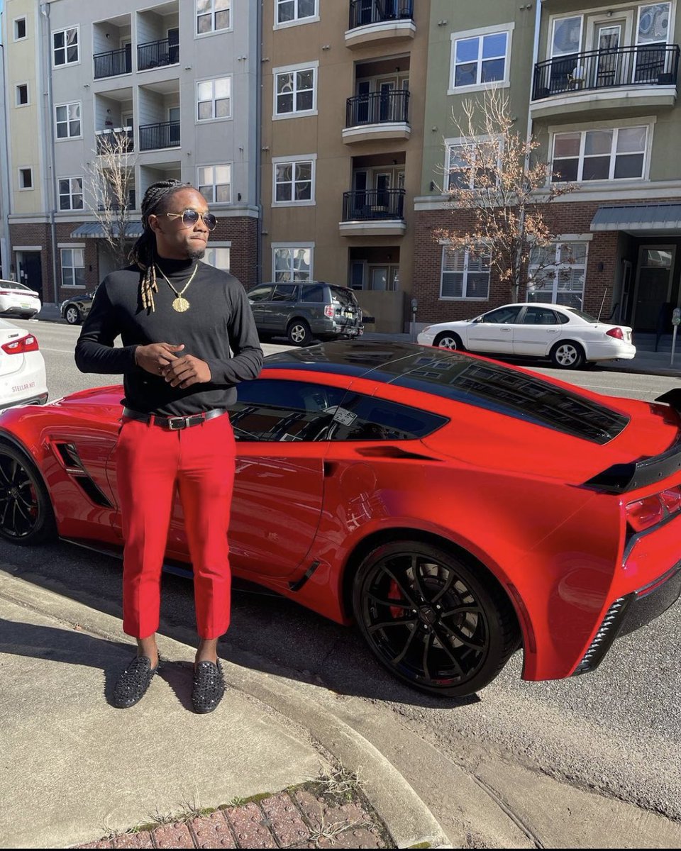 Devien Davis tweet media