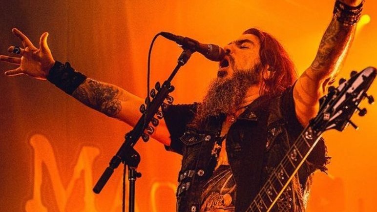 Happy birthday ROBB FLYNN 