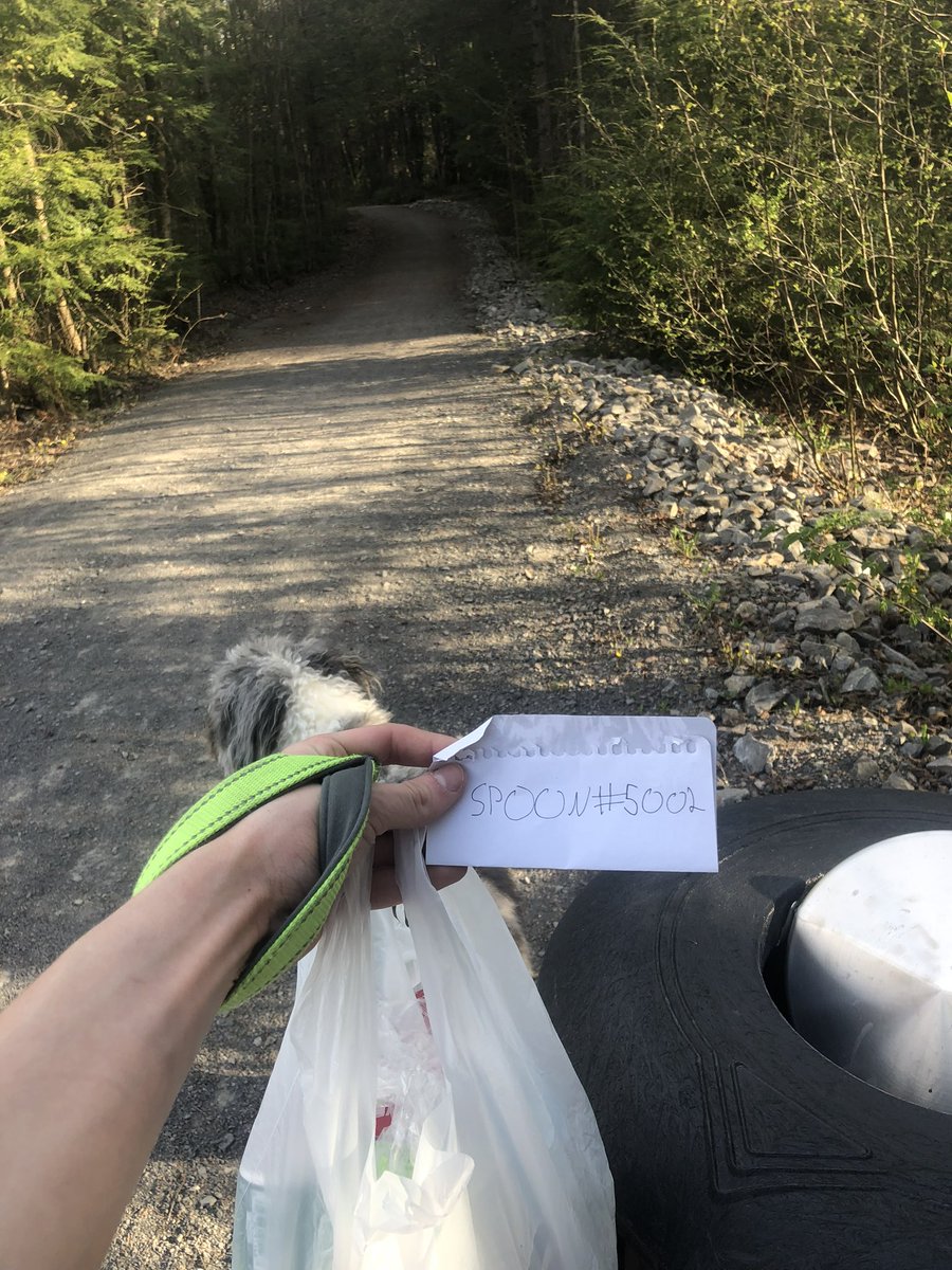 spoonningwitdad's tweet photo. Started my week off by cleaning up trash around my neighborhood, keeping the natural park close to my house clean and donating to the less fortunate. It feels good to help others 😁 @operationSIN #SINService #SINNERS @Jacktavo @HatoETH @HeIenaKeller https://t.co/Kp5VpNxfsT