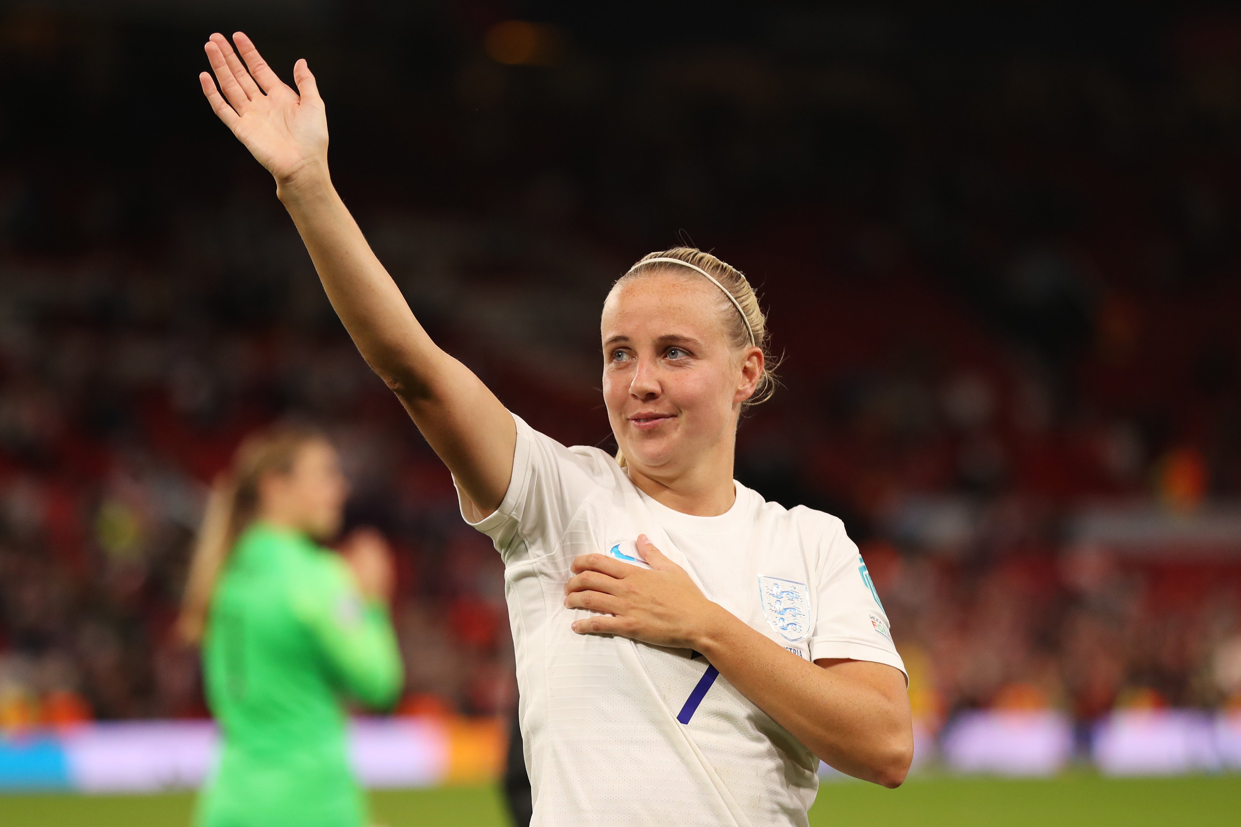 Beth Mead waves to the crowd.