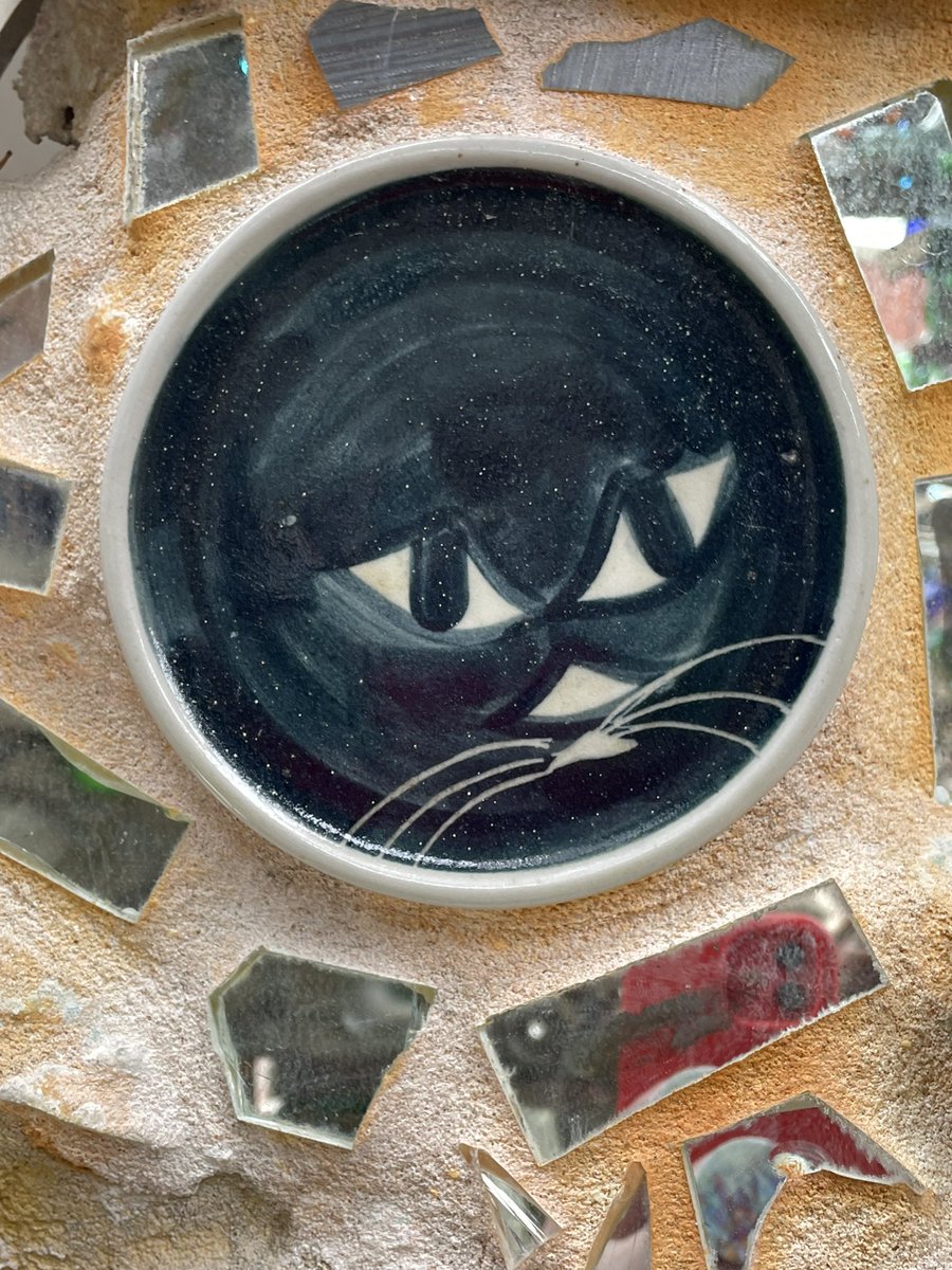 Stephthisway's tweet photo. I just subscribed to Sir Candle Man's Newsletter https://t.co/WcVF69I9tz https://t.co/PIYma5d8iR