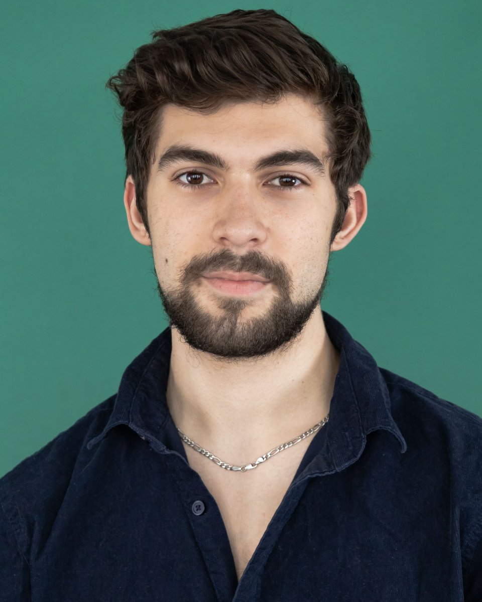 Ritztheatreco's tweet photo. IN THE HEIGHTS #PerformerProfile!
JULIÁN PÉREZ (Usnavi) is a Philadelphia-based actor who is currently studying Musical Theater at the University of the Arts. Coming from Cuban and Puerto Rican descent, Julian is thrilled to make his Ritz debut as Usnavi in this production. https://t.co/J28CBcYqt7