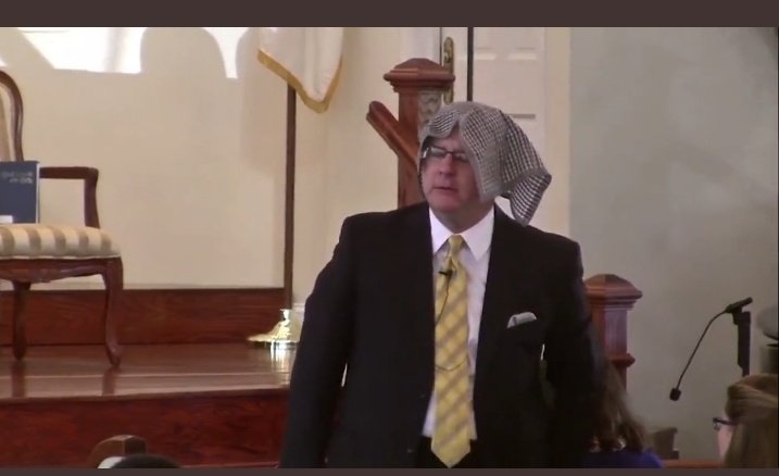 weecalvin1509's tweet photo. Don't blame Jesus...
#SweetHelper #AtomicWedgiePreacher #InsultPastorsWife #HankieHeadPreaching
#Hamblin https://t.co/7vLlGbcqGT