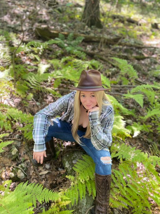 Find something that makes you say fuck it, and carry on ✌️ https://t.co/V2ObSq0rfV<a href="/tag/lingerie"class="tags"><span>#lingerie</span></a><a href="/tag/models"class="tags"><span>#models</span></a><a href="/tag/pornhub"class="tags"><span>#pornhub</span></a>