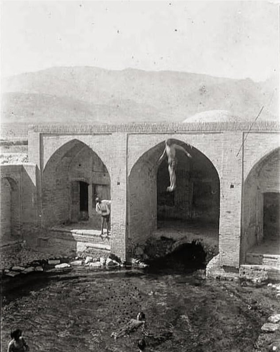 mahmoudgh.eth | Art Unchained 💚🤍❤️ tweet media