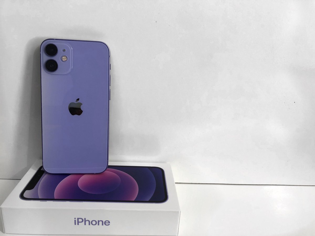 Losstar22's tweet photo. IPhone 12 Mini Full Camera Test | Is it worthy https://t.co/qDuOGyrEvM via @YouTube #iPhone #iPhone12mini #itshappening #cameratest #iPhone https://t.co/79aImjRqMT