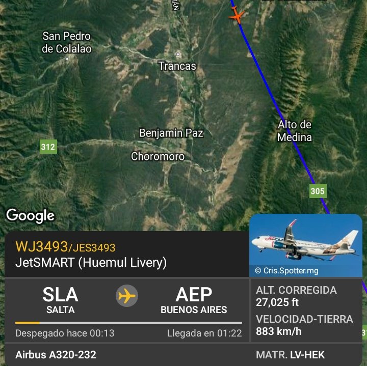 Astro_Emir_Arg's tweet photo. El A320-232 Huemul de JetSmart matrículado cómo LV-HEK pasando cerca de la luna!!!
A una altura de 27.000ft en ascenso 
Hora de captura:15:27
Fotografía realizada desde la ciudad de Trancas
#Airbus320 #A320 #Jetsmart #LVHEK
#Huemullivery https://t.co/K6oHUO0DZR