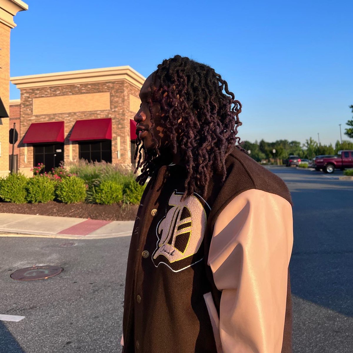 Launtrezze tweet media