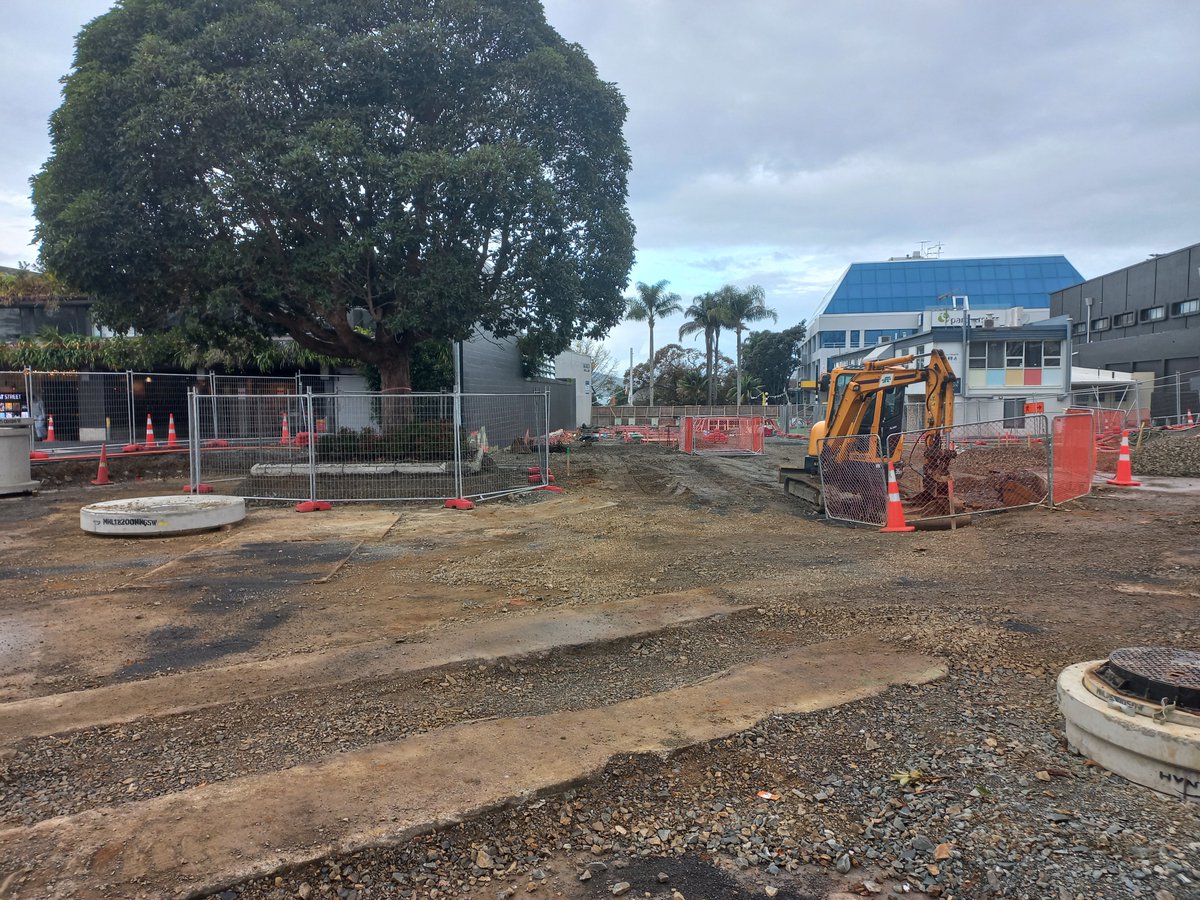 PacifeconNZ's tweet photo. Construction began January 2022 for Waiwharariki Anzac town square, Takapuna. To include people friendly public spaces, laneways, a water feature, access to Potters Park, alfresco dining, 123 market spaces.
#construction #civil #auckland #peoplefocused #Waiwharariki https://t.co/2yNvqltnqP