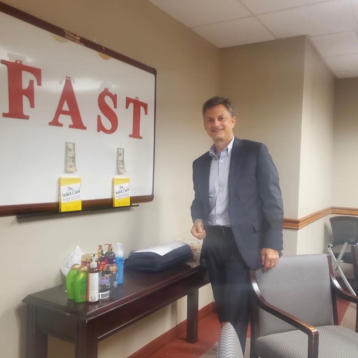 TheDebcc's tweet photo. A special thank you to Mark Olazagasti for providing one on one financial literacy education today for our members! #personalfinances #businessfinances #financialfoundation #debtmanagement #DEBCC https://t.co/CppUYM7rzP