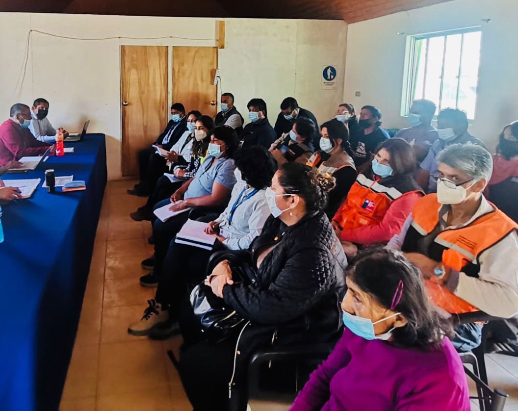 Emiliano Claudio Garcia Choque (@emilianolyc78) on Twitter photo 🔴CONADI EN TERRENO, En Pampa Nune, Camarones; El Consejo Municipal junto a seremis de Agricultura, Obras públicas y Director Conadi participaron de una asamblea de localidades para impulsar el desarrollo integral comunitario🌈<a href="/CONADI_Gob/">CONADI</a> <a href="/MDSArica/">Seremi de Desarrollo Social y Familia Arica</a> <a href="/CamaronesChile/">Municipalidad de Camarones</a>
<a href="/MinagriArica/">Minagri Arica</a> 🔴CONADI EN TERRENO, En Pampa Nune, Camarones; El Consejo Municipal junto a seremis de Agricultura, Obras públicas y Director Conadi participaron de una asamblea de localidades para impulsar el desarrollo integral comunitario🌈<a href="/CONADI_Gob/">CONADI</a> <a href="/MDSArica/">Seremi de Desarrollo Social y Familia Arica</a> <a href="/CamaronesChile/">Municipalidad de Camarones</a>
<a href="/MinagriArica/">Minagri Arica</a>