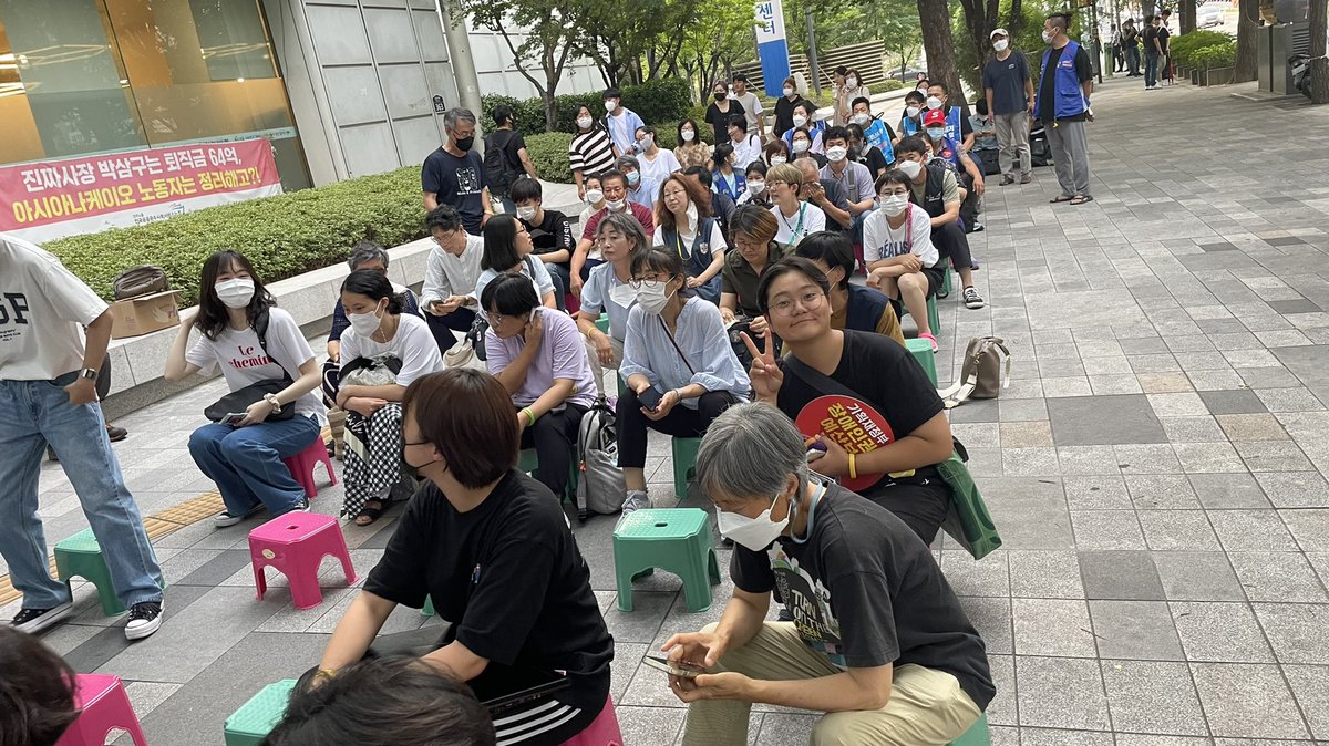 길 위의 신부 tweet media