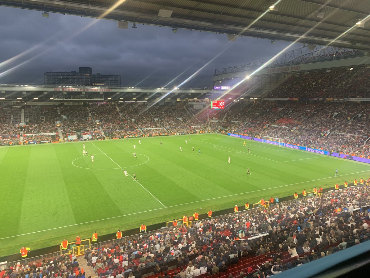 Great night at the first @WEURO2022 game. First win under the <a href="/Lionesses/">Lionesses</a> belt. Onwards and upwards!